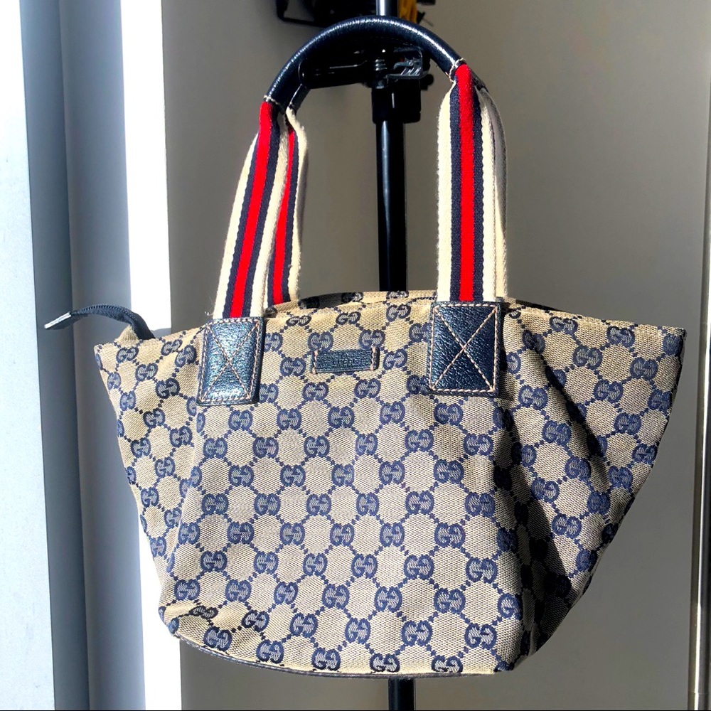 Gucci monogram bag